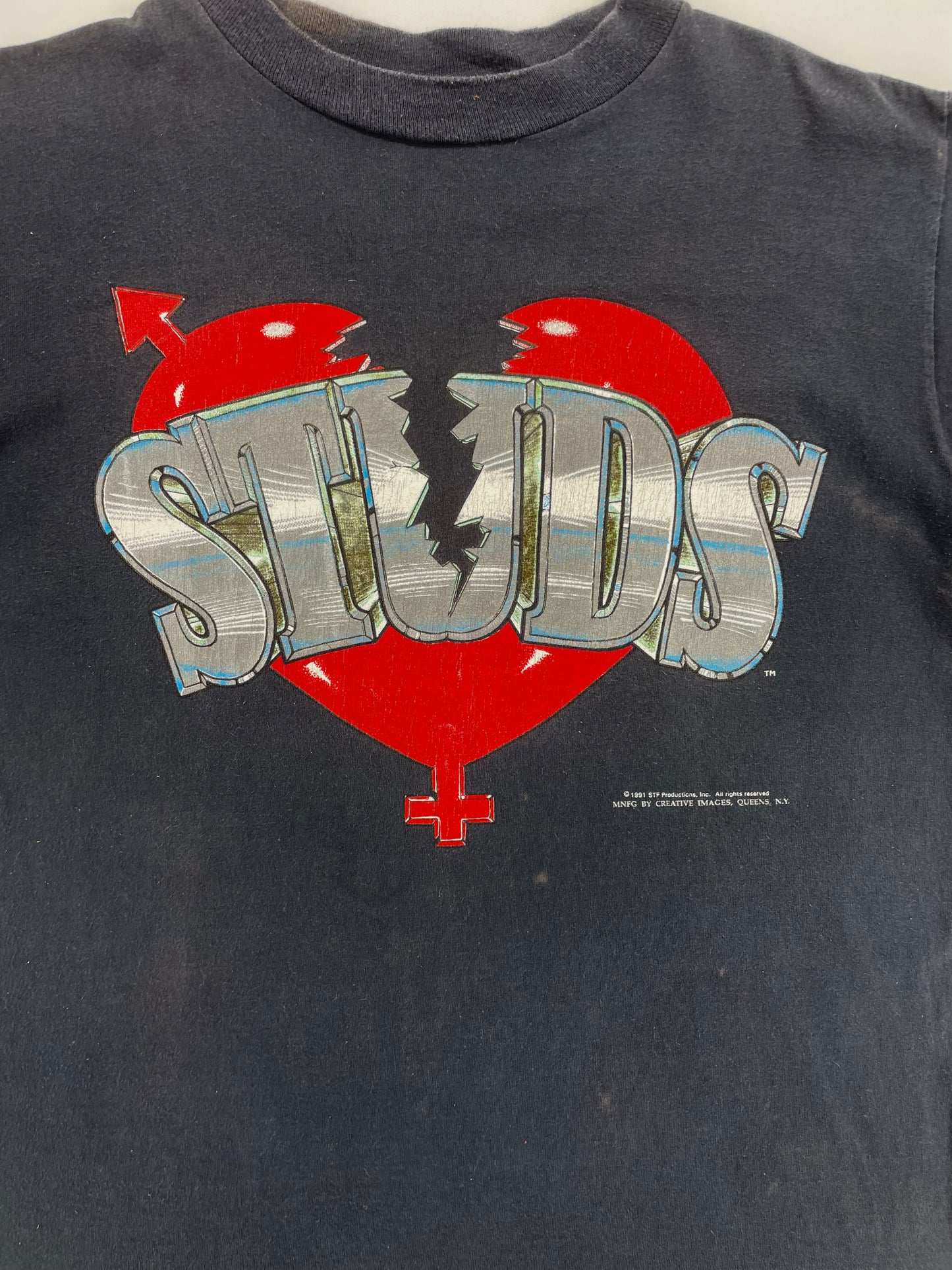 STUDS Breaking Heart Tee Shirt